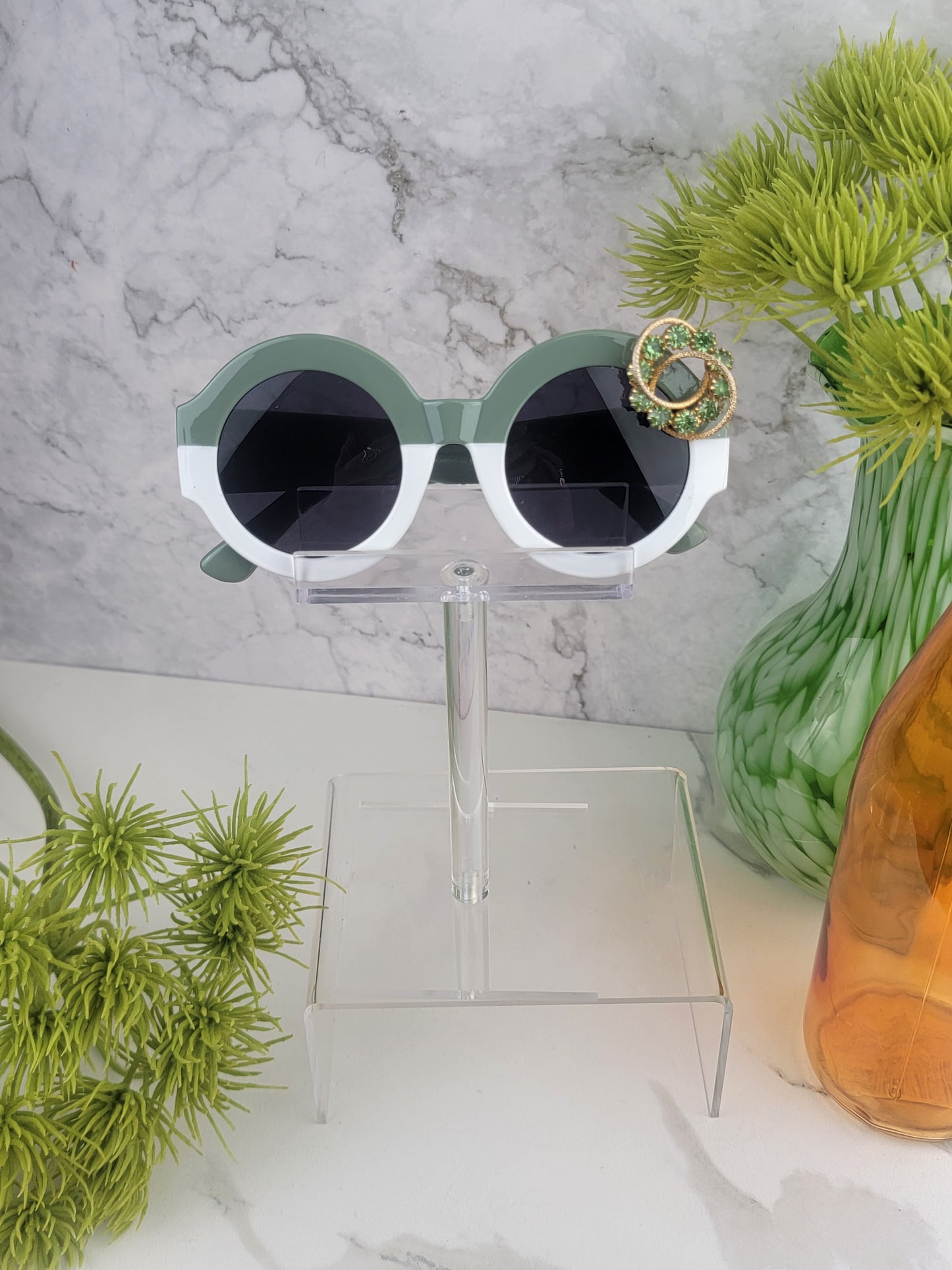 Daring Retro Sunglasses